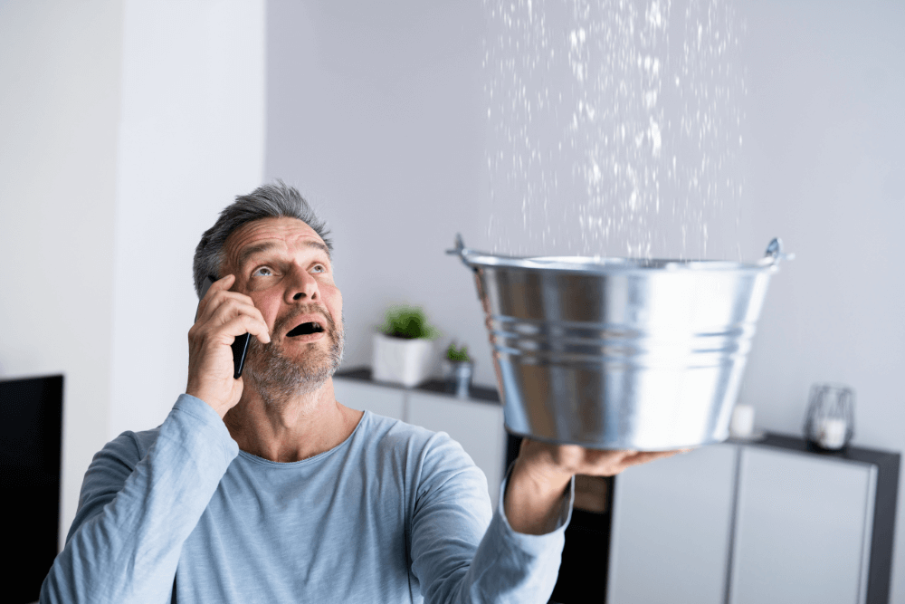 Emergency plumber in Dubai fixing a burst pipe – 24/7 service